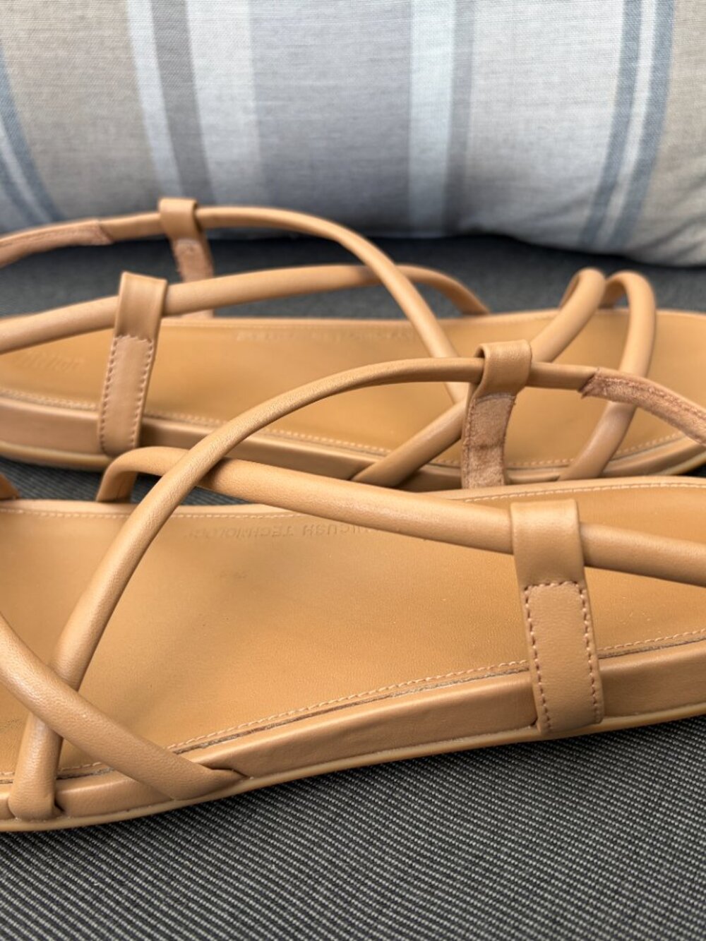FitFlop Gracie Tan Sandal - Women's Size 8.5 - Picture 4 of 8